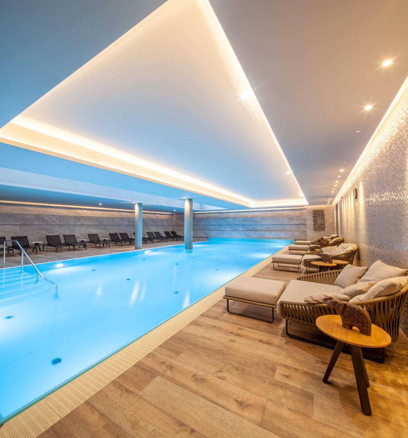 Pool im Titanic Gendarmenmarkt